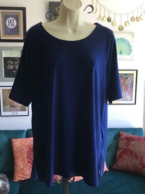 SUSAN GRAVER size L Navy Blue Stretch Liquid Knit Sleeve Accent Top